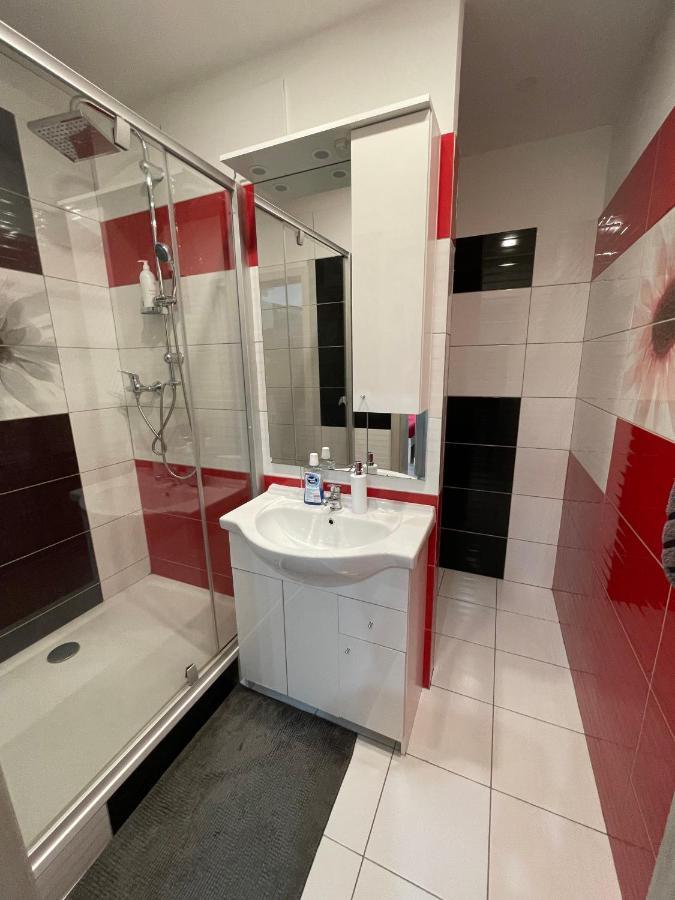 Monfas Apartment Barrandov Praha Eksteriør bilde