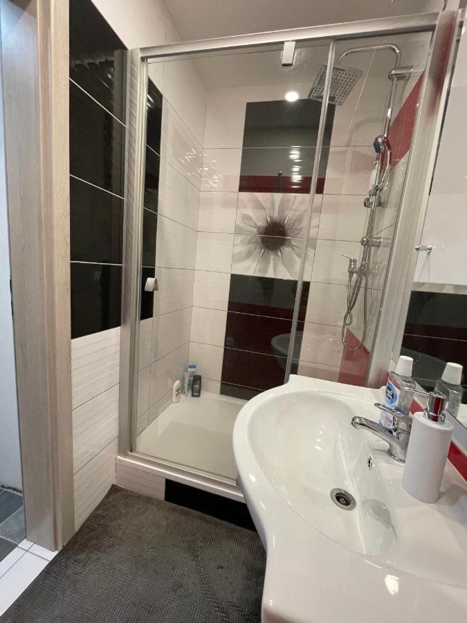 Monfas Apartment Barrandov Praha Eksteriør bilde